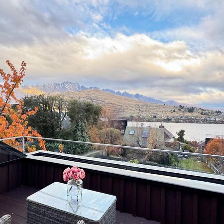 4 Bedroom Home, Unlimited Wifi, Fantastic Lake Views With Private Balcony Queenstown Dış mekan fotoğraf