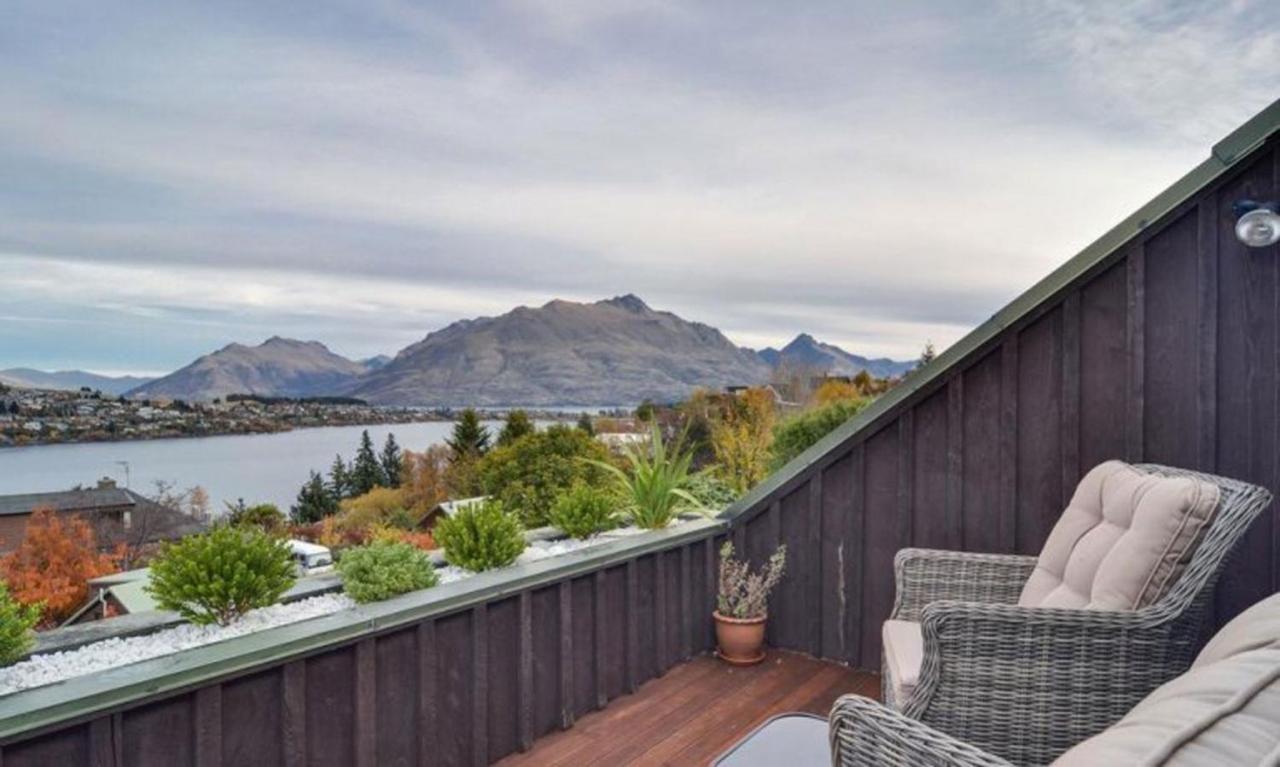 4 Bedroom Home, Unlimited Wifi, Fantastic Lake Views With Private Balcony Queenstown Dış mekan fotoğraf